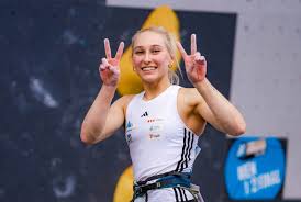 Oriane Bertone Triomphe! Coupe du Monde d'Escalade: Incroyable! - Imagen principal del artículo