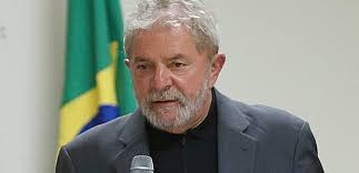 Resultado de imagem para Fotos recentes do ex-presidente no instituto Lula