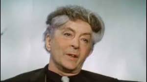 Quentin Crisp Quotes (Author of The Naked Civil Servant) via Relatably.com