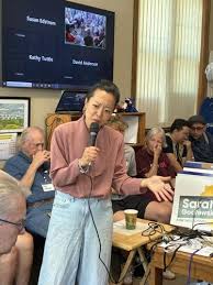 Gov. candidates Hong, Roys, campaign in EC as primary nears