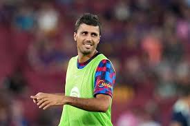 Con Rodri titular y Gabriel Jesús de suplente, así forma Barcelona para buscar el liderazgo en Valencia