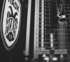 Minut de reculegere la meciul Olympique Lyon - PAOK, în memoria suporterilor greci decedaţi în România