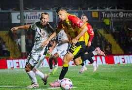 Volvió el torneo: Herediano tuvo que conformarse con un empate