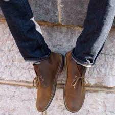 Résultat de recherche d'images pour "clarks desert boots"