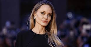Trend Google: angelina jolie