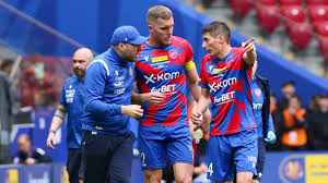 Legia Warszawa pozyska lidera Rakowa Częstochowa!? Marek Papszuna chce tego transferu