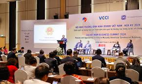 US-Vietnam Business Summit opens in Hanoi