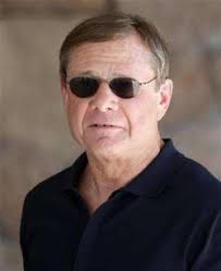 Michael Ovitz Now 8:50 AM, and who walks in but Michael Ovitz, nicely dressed and with two lawyers,”Suits!”. He is well spoken but does the “my lawyers took ... - ovitz