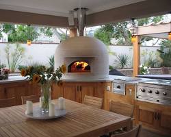 Image of outdoor kitchen with a pizza oven