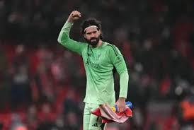 Liverpool informa o desejo de manter Alisson para a próxima temporada