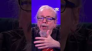 Rogério Skylab volta a criticar Pedro Bial e dispara: "Intelectual fajuto". Veja vídeo