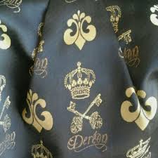 Résultat de recherche d'images pour "house of dereon gold"