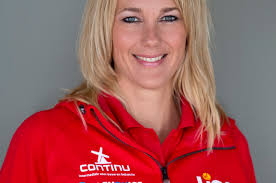 Marianne Timmer, oud-Olympisch schaatskampioene op de 1.000 en 1.500 meter, schiet op vrijdag 6 september a.s. om 15.00 uur alle (nu) 67 deelnemende teams ... - Marianne-Timmer-689x457