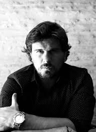 Picture of Luis Ara