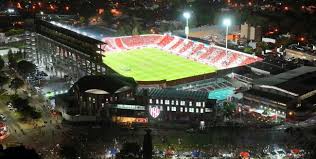 Unión vs. Defensa: ¡Choque clave por el Clausura! ¿Quién se alza?