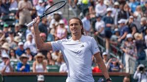 Zverev saca muito contra Berrettini e vai à terceira rodada