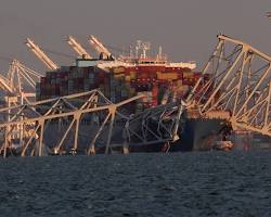 Image of collapsed Baltimore bridge
