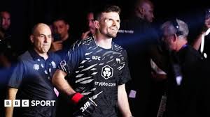 UFC: Harry Hardwick trabalhando no turno da noite e morando com os pais, 31, antes da oportunidade do UFC