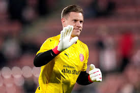 Exit route blocked for Barcelona goalkeeper facing an uncertain future at the club