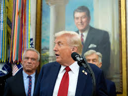 Thumbnail for RFK Jr cites TikTok as he rants to Trump about unproven Tylenol-autism link again