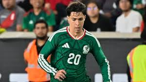 Mateo Chávez Sent Off as Mexico Falls Behind United States