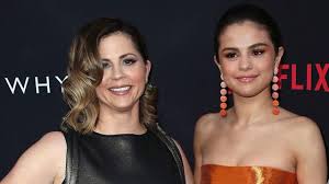 Selena Gomez, Mom Mandy Teefey Accused of Defrauding Investors in Wondermind Lawsuit