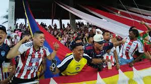 En Barranquilla, Junior es locura: crónica de una pasión rojiblanca moviéndose al Romelio con historia, presión y expectativa por una nueva estrella
