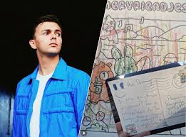 Jonge fan Carlijn schrijft Flemming een kaart, maar die belandt bij een manege: ‘We hebben post voor je’