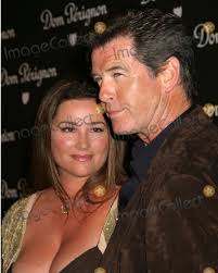 Keely Shaye-Smith Photo - Pierce Brosnan and wife Keely Shaye SmithInternational Launch Event to &middot; Pierce Brosnan and wife Keely Shaye Smith International ... - 68909c173339405