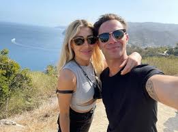 Sasha Farber's Take on Emma Slater and Alan Bersten's Romance