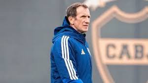 Con dos ausencias en la defensa, los convocados de Boca para visitar a Racing