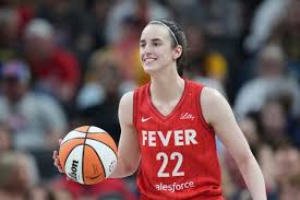 Caitlin Clark getting reacclimated to Fever digs as she returns to practice for training camp
