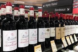 Amenaza Trump con un arancel del 100% a los vinos franceses