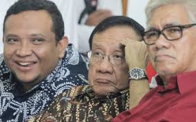 Ketua Perludem Didik Supriyanto memberikan pemaparannya pada diskusi yang mengangkat tema &quot;Efektivitas Penyelenggaraan Pemilu Legislatif dan Pemilu Presiden ... - 72628_large