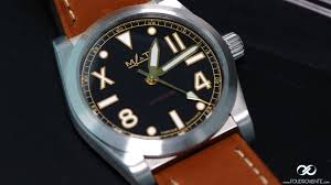 Quelle montre virile et baroudeuse ? - Page 2 Images?q=tbn:ANd9GcTYi20sk90JsPeHrWOUodLeICejRDESXCfc9q9A9S3ExhHTDkM1