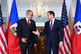 Premiê do Haiti conhece ‘melhor Washington do que o próprio país’, afirma correspondente do BdF