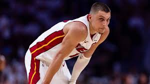 Tyler Herro Injury Shocker: Heat Guard Out! What's Next for Miami? - Imagen principal del artículo