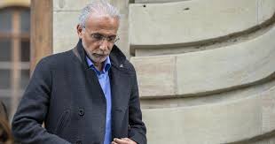 Le procès de Tariq Ramadan pour viols s'est ouvert en France, en l'absence de l'accusé