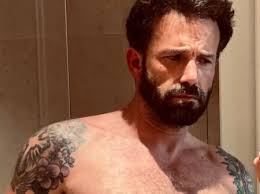 Ben Affleck acerta pergunta e fatura US$ 1 milhão no 'Quem Quer Ser um Milionário?'