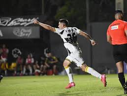 ¡Recoleta a un paso de la Sudamericana! Luqueño, el rival clave