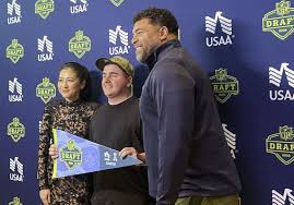 Local military veteran honored with special surprise ahead of NFL Draft