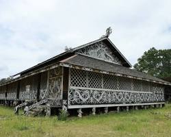 Gambar Rumah Dayak Longhouses (Kalimantan)