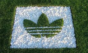 Resultado de imagem para adidas nossa grama e mais verde