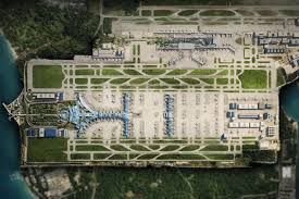 Singapura aposta US$ 10 bilhões no Terminal 5 de Changi: megaestrutura em terra recuperada do mar, pronta para pandemias, com teto solar, túneis sob pista e capacidade para 140 milhões