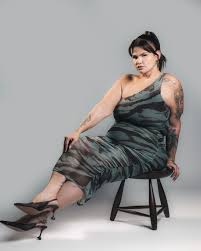 Com menos 112kg, Thaís Carla fala sobre fim do casamento após 11 anos: 'Passando por infinitas mudanças'
