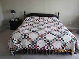 Résultat de recherche d'images pour "scrappy irish chain quilt pattern"