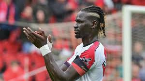 Otro jugador de LaLiga, en rebeldía: Pathé Ciss se niega a entrenar con el Rayo para forzar su salida