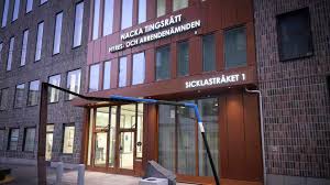 Kvinna varnade för utpekad pedofil – åtalas