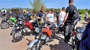 Sommer, Sonne, Simson: Treffen für Kultmopeds aus DDR-Zeit findet am Concordia See eine Neuauflage