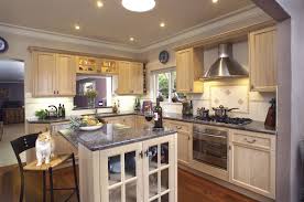 Kitchen Lighting 2013 اضاءه المطابخ   Images?q=tbn:ANd9GcT_eBumcN3lZylQ-If9dK9wvRxi16I1CC0lwVfeL7F7Z0f3afXz